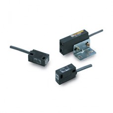 Omron E3C-VS /VM Small Spot/Mark Photoelectric Sensor